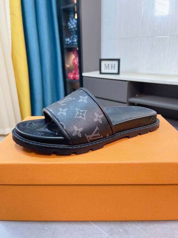 Louis Vuitton Slippers Mens ID:20250512-268
